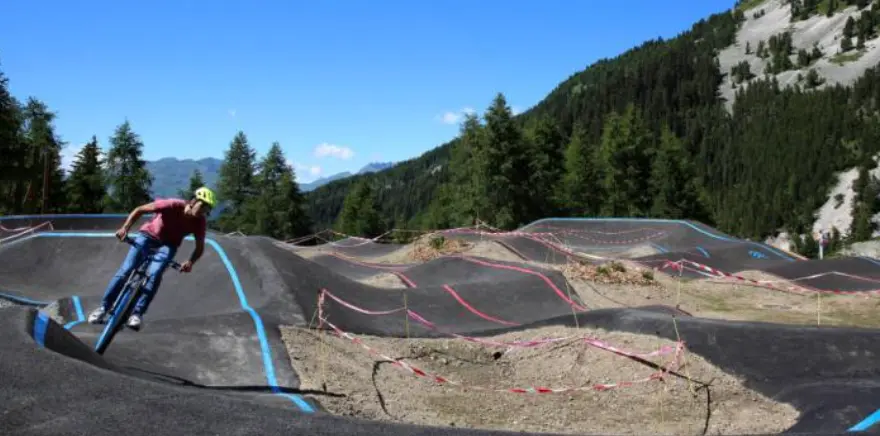 Photo du pumptrack de la plagne bellecote